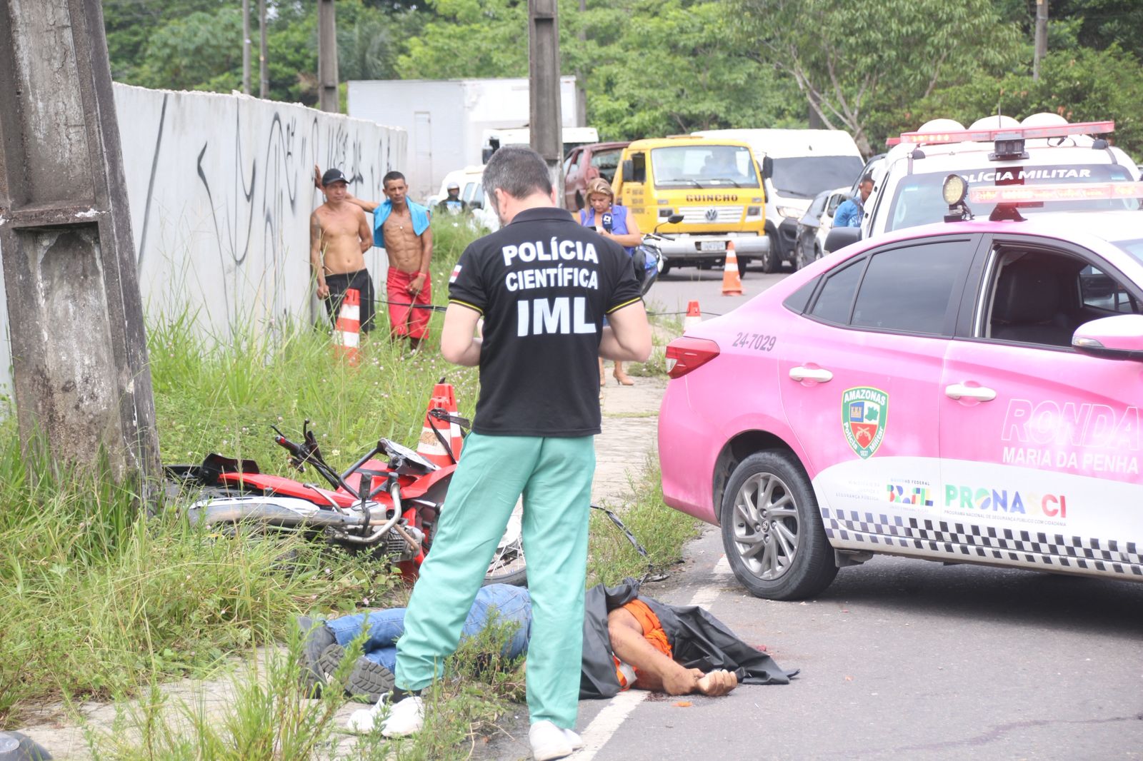 Eduardo teve a cabe&ccedil;a esmagada por caminh&atilde;o - Foto: Jander Robson/Portal do Holanda