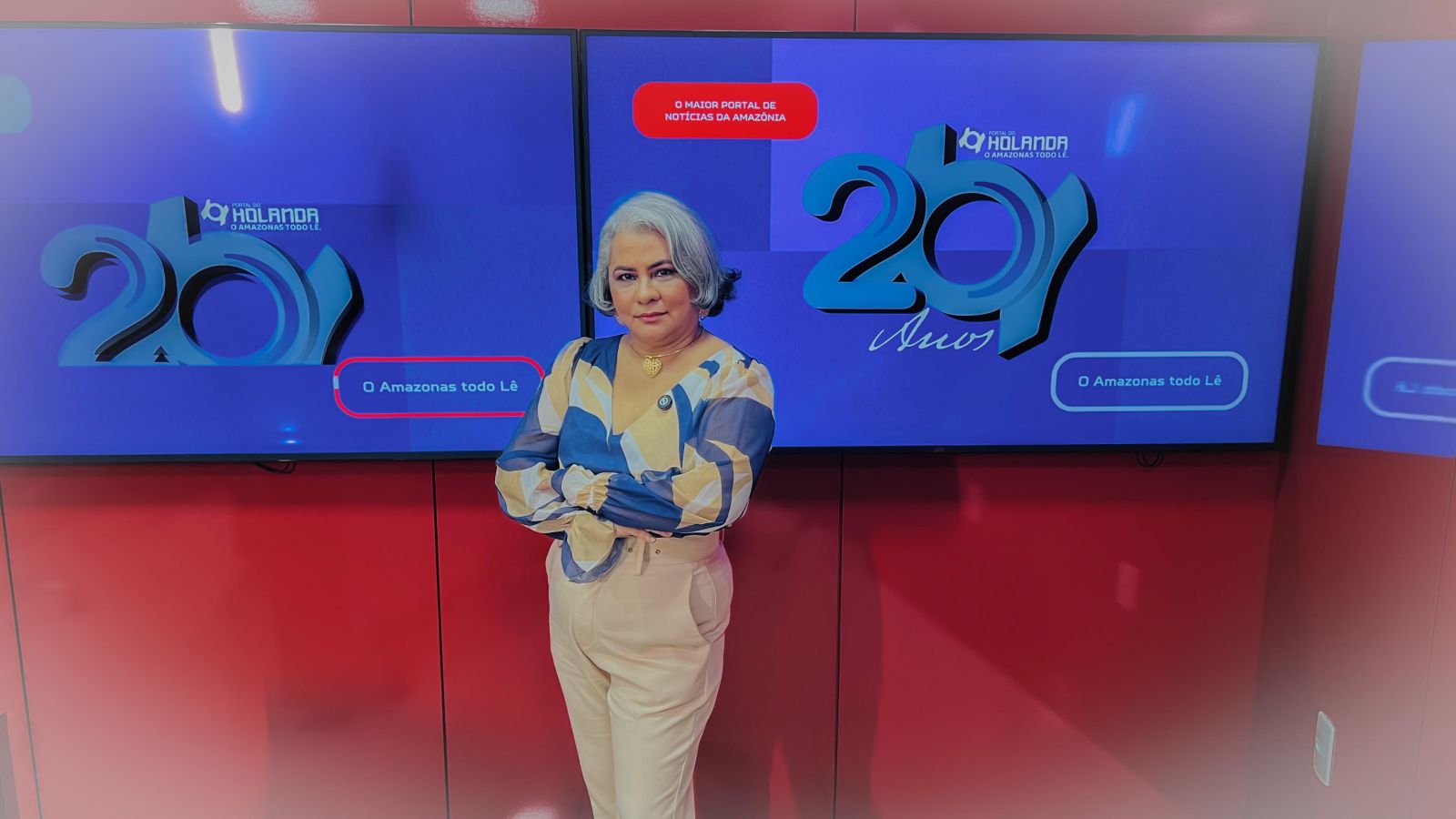Apresentadora e farmac&ecirc;utica Ednilza Guedes nos est&uacute;dios do Portal do Holanda nesta segunda-feira, 15 de setembro de 2025, para discutir o tema 'Envelhecimento Saud&aacute;vel'