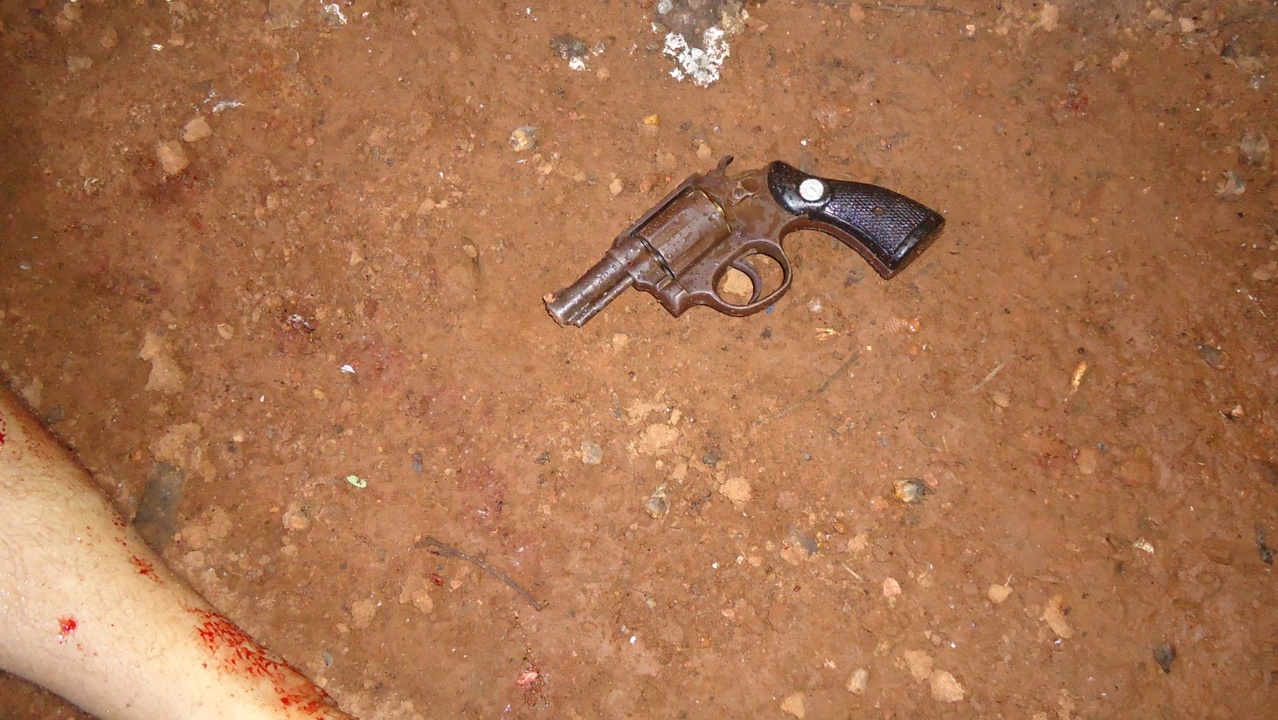 foto_branco_4_arma_usada_no_exterminio.jpg