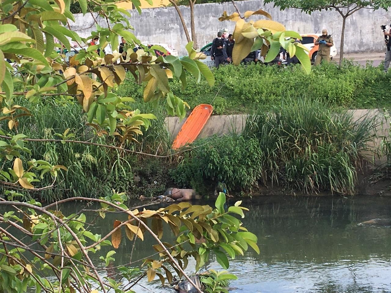 V&iacute;tima ainda n&atilde;o foi identificada - Foto: Caio Guarlotte / Portal do Holanda