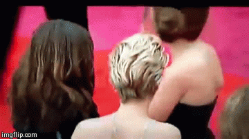 jennifer-lawrence-fall.gif