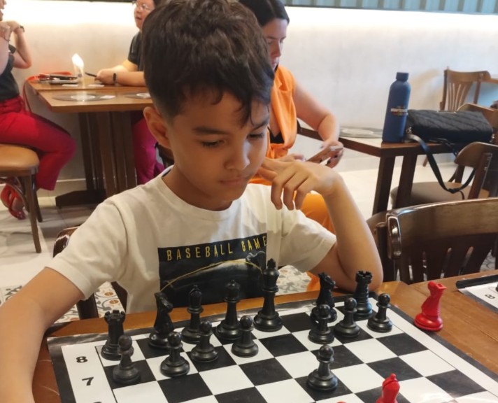 Arthur Hossokawa Freire, de 8 anos, est&aacute; com 6 meses de treinamento.- Foto: Divulga&ccedil;&atilde;o