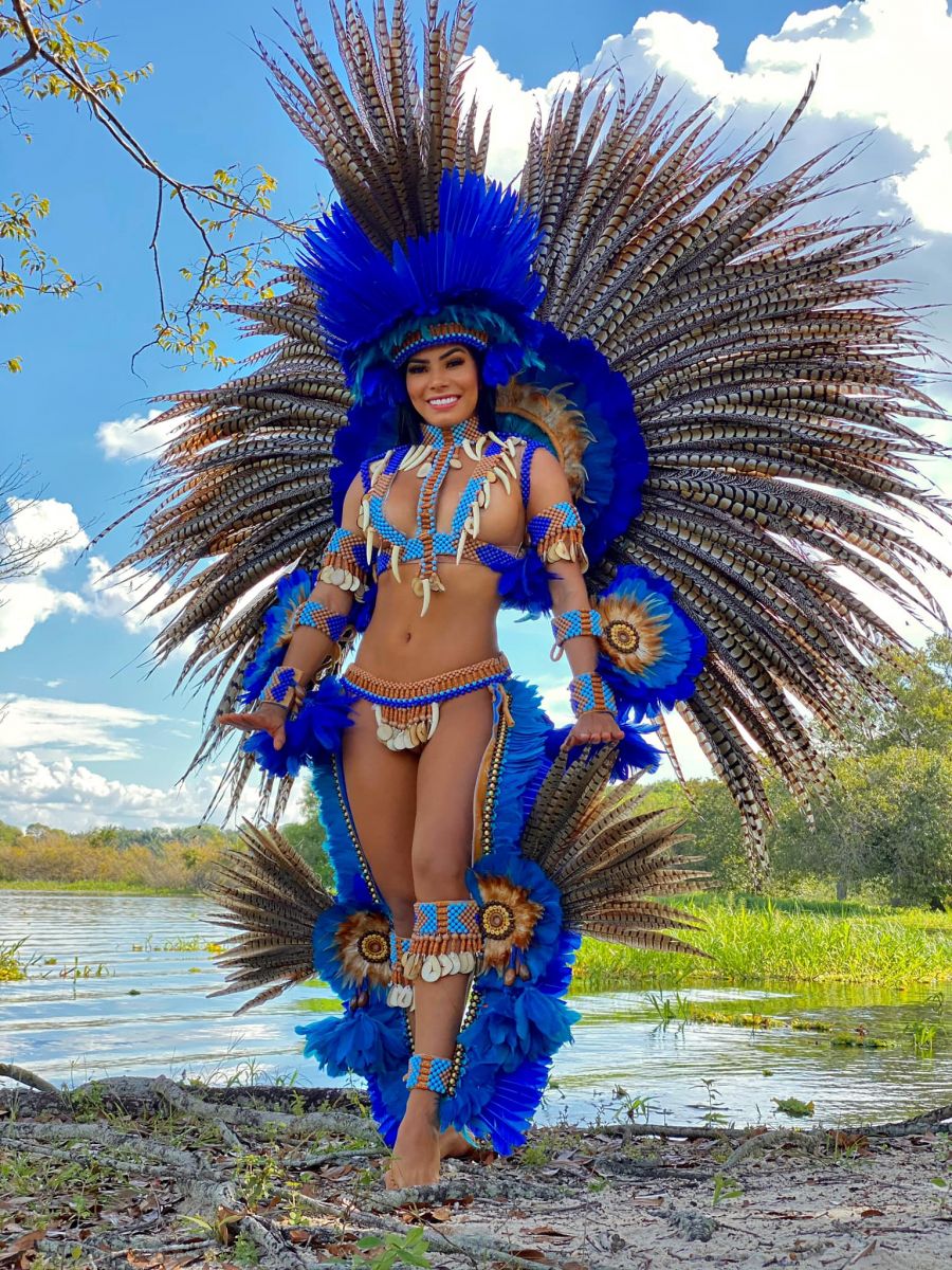 Foto: Marciele Albuquerque, cunh&atilde;-poranga do Caprichoso