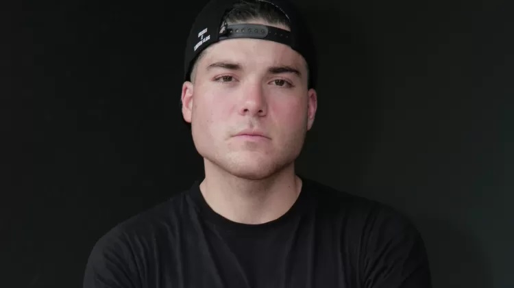 Novo baterista &eacute; americano. Foto: Instagram