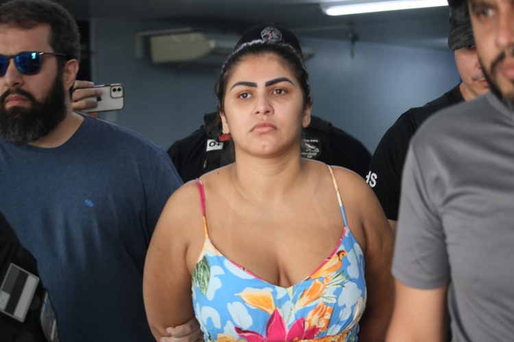 Patroa  mantinha babá em cárcere e a obrigava a se prostituir, diz polícia