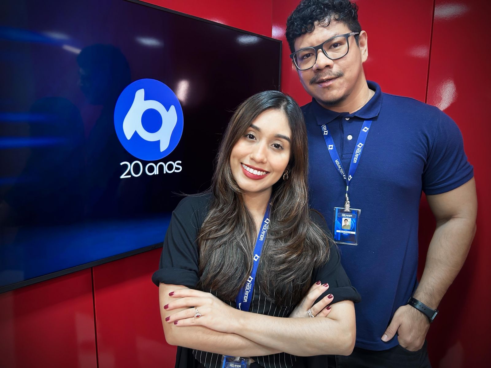 Direto dos est&uacute;dios do Portal do Holanda, os apresentadores Thalita Eduarda e Paulo Rabelo comandaram mais uma edi&ccedil;&atilde;o do Banzeiro dos Famosos. Produ&ccedil;&atilde;o: Andr&eacute; Prot&aacute;zio e Paulo Rabelo.