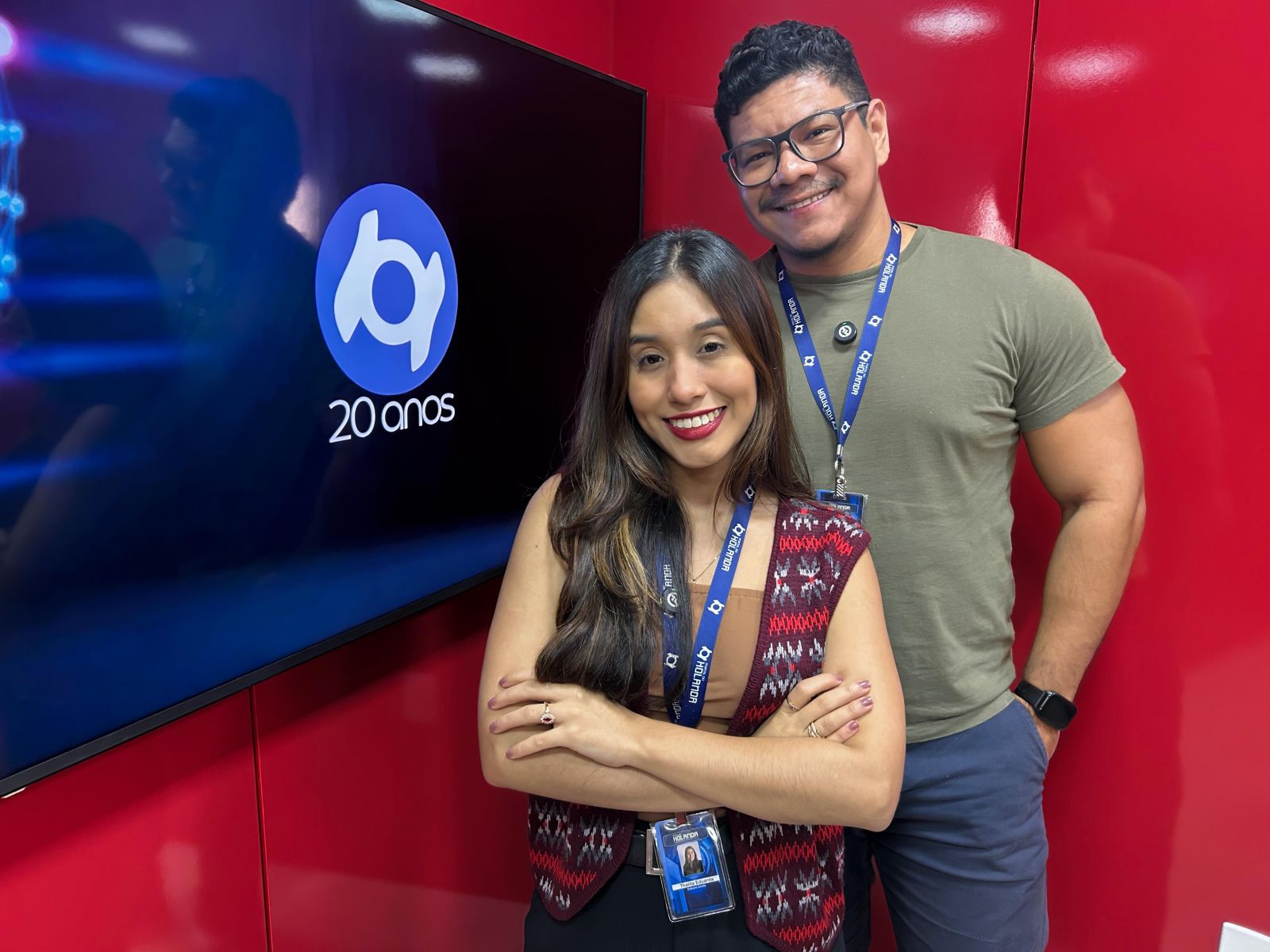 Thalita Eduarda e Paulo Rabelo nos est&uacute;dios do Portal do Holanda, em mais uma edi&ccedil;&atilde;o especial. Produ&ccedil;&atilde;o: Andr&eacute; Prot&aacute;zio e Paulo Rabelo.