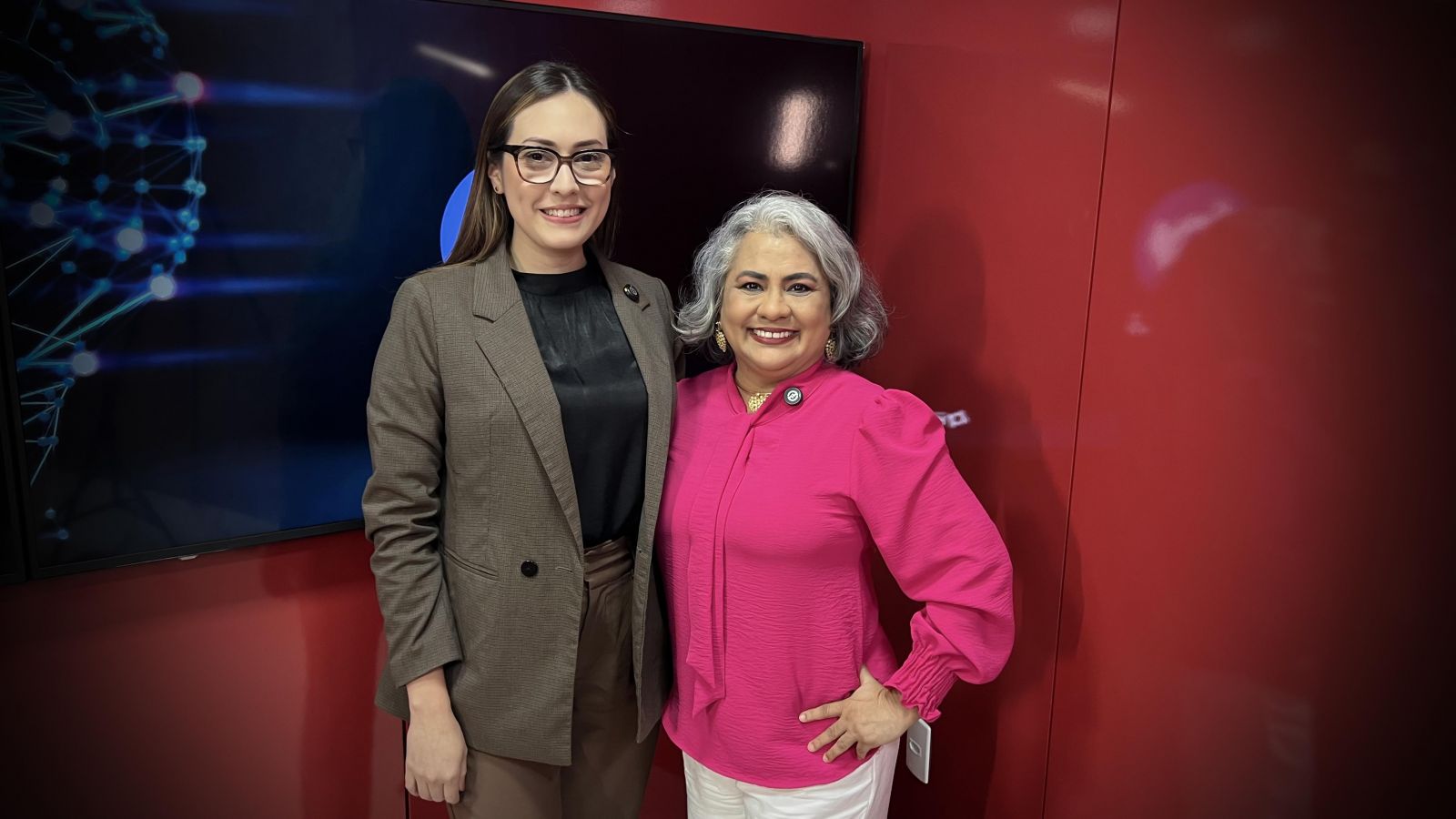 As farmac&ecirc;uticas Ednilza Guedes e Andreza Frota estiveram nos est&uacute;dios do Portal do Holanda. Produ&ccedil;&atilde;o: Andr&eacute; Prot&aacute;zio e Paulo Rabelo.