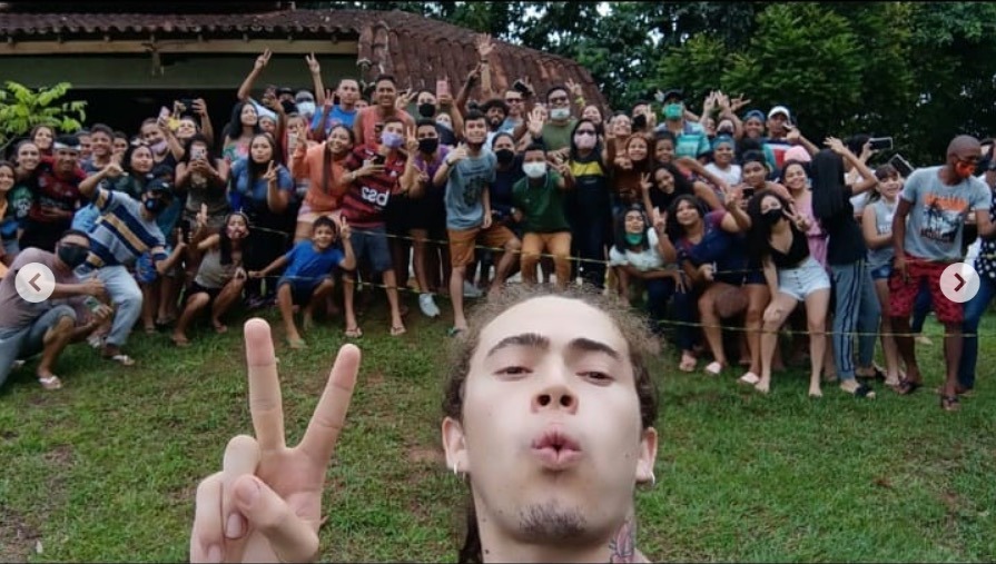 Whindersson com os f&atilde;s em Presidente Figueiredo - Foto: Reprodu&ccedil;&atilde;o/ Arquivo Pessoal 