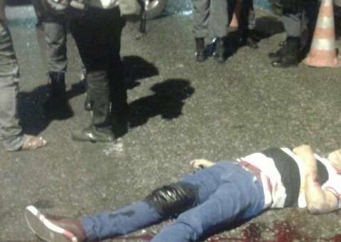 Homem assassinado com sete tiros quando comemorava o aniversário