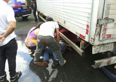 Vídeo mostra local onde taxista foi esmagado