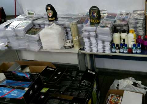 Central da pirataria é descoberta no Crespo