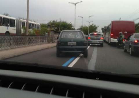 Faixa exclusiva para ônibus pode ser impossível em Manaus