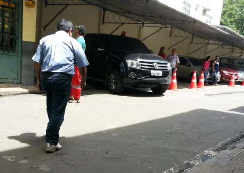 DETRAN-AM usa carro com placa fria