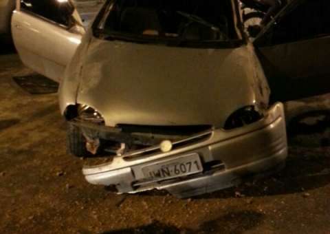 Capotamento na Torquato Tapajós