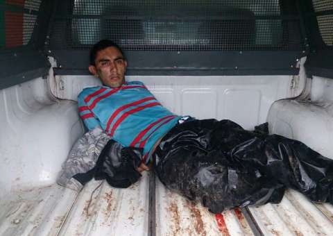 Homem leva tiro na bunda ao tentar fugir com moto roubada