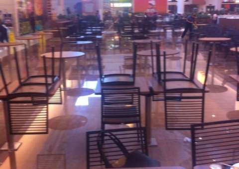 Shopping Ponta Negra debaixo d'água