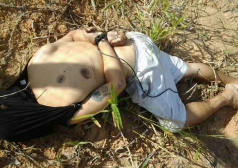 Homem é encapuzado, torturado e morto a tiros em Manaus