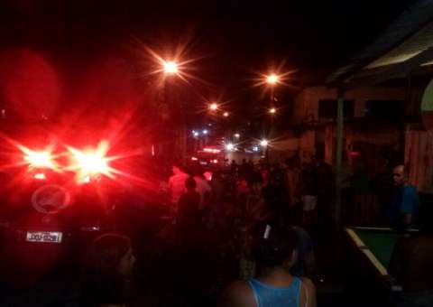 Com tiro na cabeça, jovem é morto no Jorge Teixeira