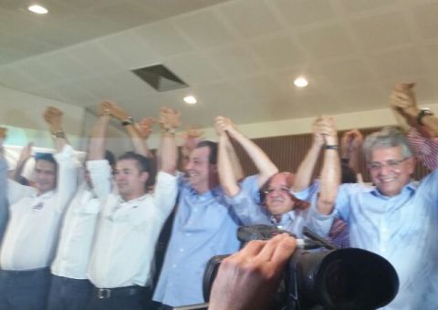 Ouça Omar Aziz anunciar apoio a José Melo nas Eleições 2014