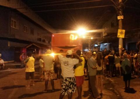 Homem é esmagado por ônibus no Novo Israel