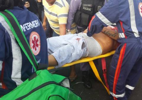 Pistoleiros cercam homem e o  matam com sete tiros em Manaus