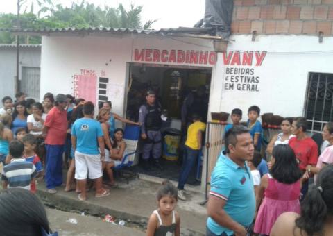 Ladrões invadem mercadinho e matam comerciante