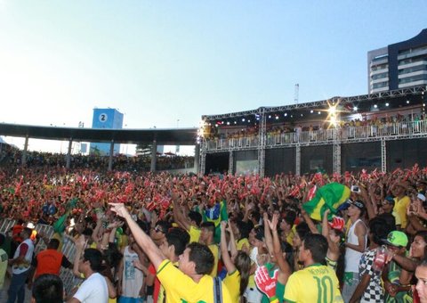 Veja como torcida comemorou a classificação do Brasil