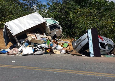 Um morto e vários feridos em acidente na rodovia Manaus-Itacoatiara (AM010)