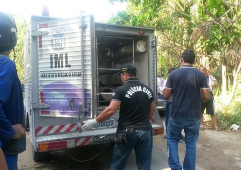 Com tiros na cabeça e no joelho cadáver é encontrado na Zona Norte