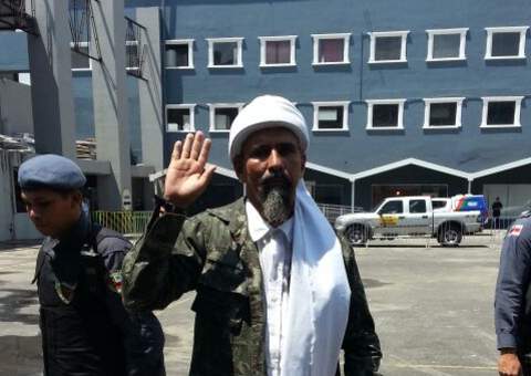 Candidato Bin Laden é preso em Manaus por compra de votos