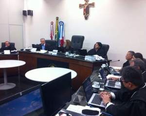  Indicações políticas contaminam TRE