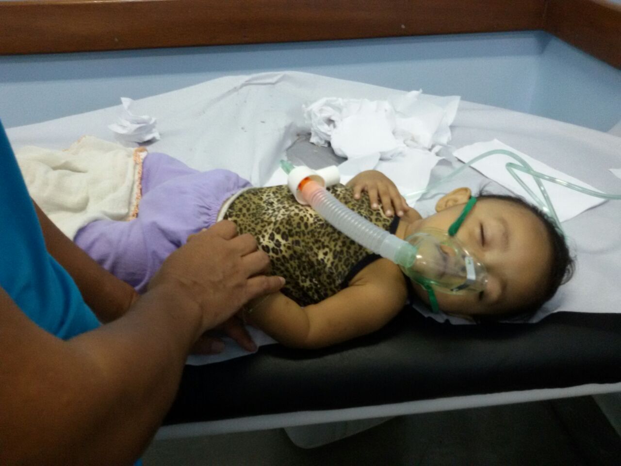 Bebê de 11 meses está à beira da morte em SPA  esperando ambulância
