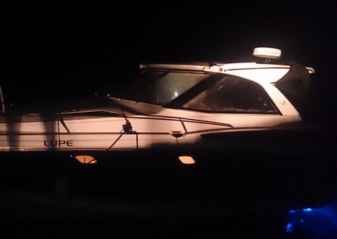 Lancha colide no pier do Tropical Hotel Manaus e deixa pessoas feridas