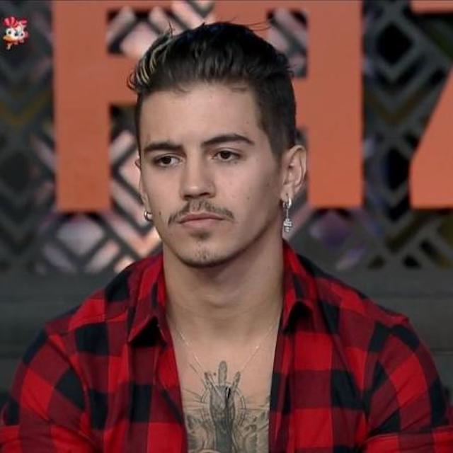 Vídeo: Cinegrafista de 'A Fazenda' é afastado após polêmica com Biel