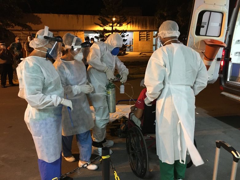 Internada com covid, mulher de Manaus morre em hospital de Pernambuco