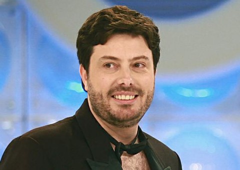 Danilo Gentili zomba de seguidora por ser gordinha e recebe ameaça de processo