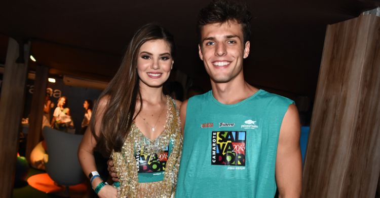 img-711334-camila-queiroz-e-lucas-cattani20160208011454901453.jpg