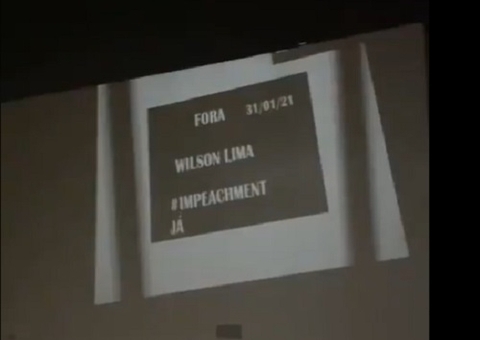 Vídeo: Governador do AM é alvo de novo protesto e pedidos de impeachment