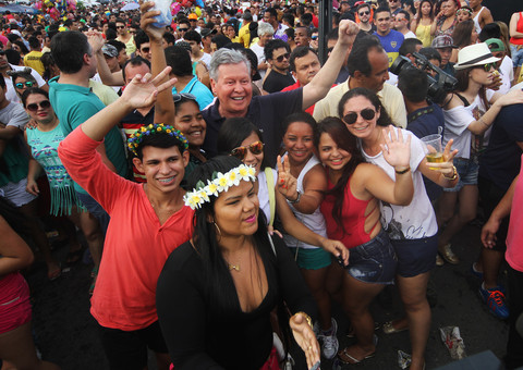  Artur destaca alegria do povo manauara no tradicional Galo de Manaus
