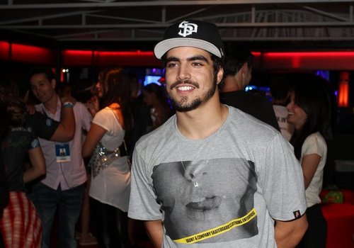 Caio Castro fala sobre mudar de emissora após proposta da Record