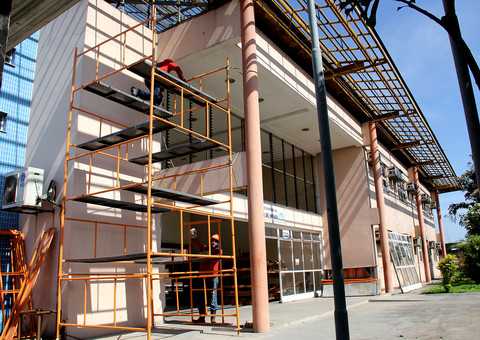 Governo reforma Centro Cultural Thiago de Mello
