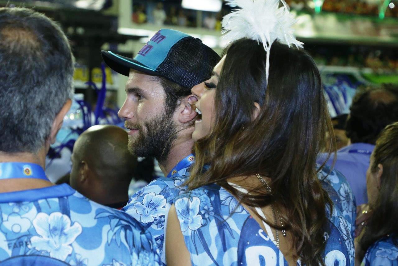 Thaila Ayala é clicada namorando com modelo alemão Andre Hamann