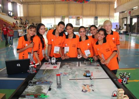 Semed participa de torneio de robótica 