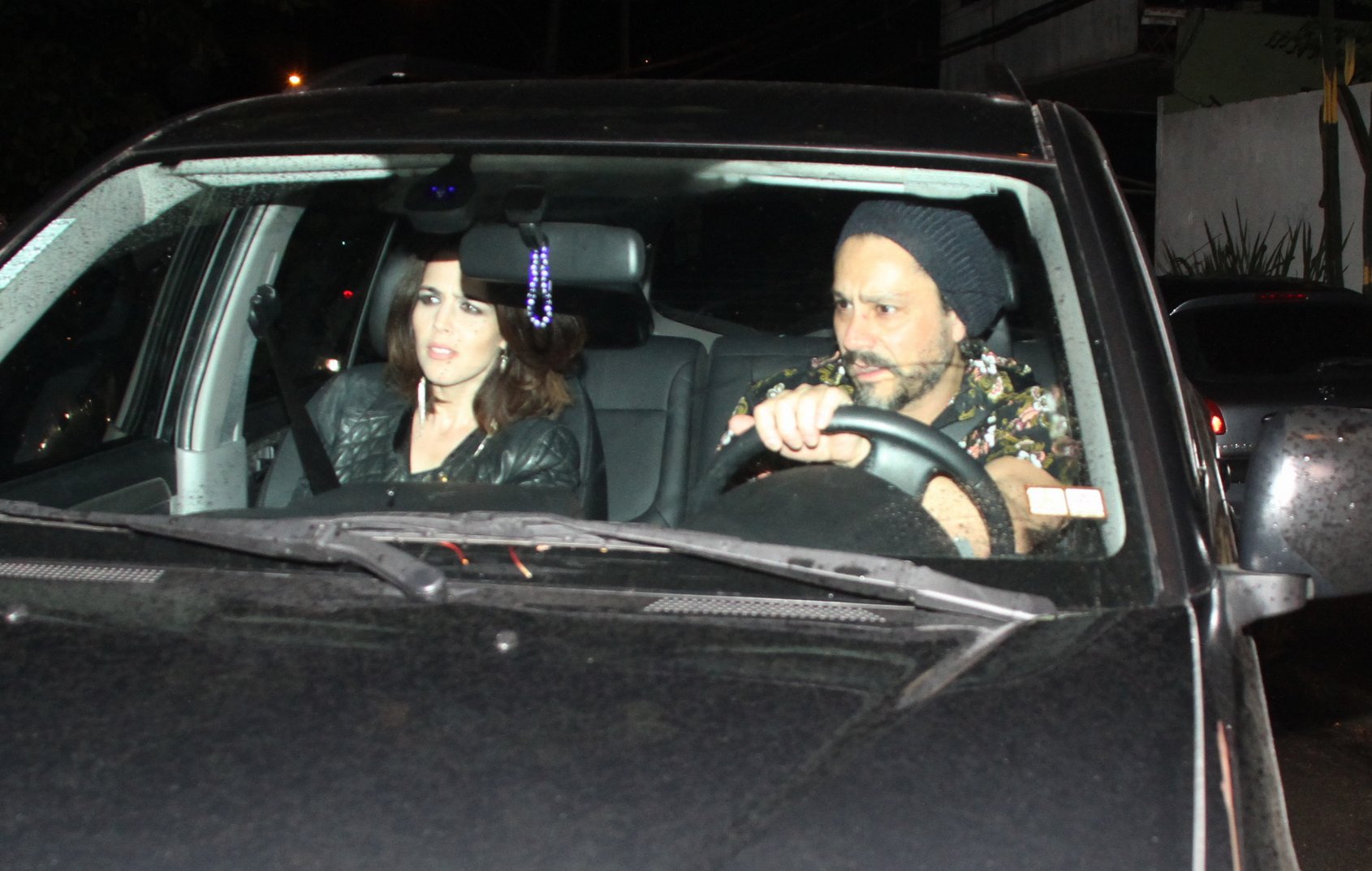 Elenco de 'Império' se reúne para assistir último capítulo da trama