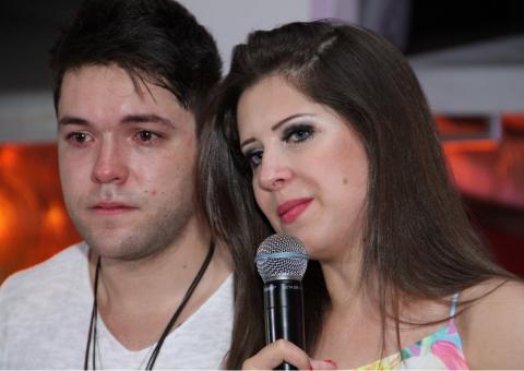  Ex-BBB Nasser comemora 25 anos e aniversário de namoro com Andressa