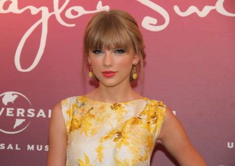 Taylor Swift é a famosa mais caridosa do ano 