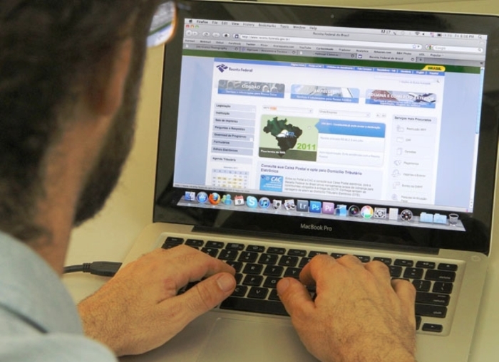 No Amazonas, 1.965 contribuintes já entregaram a declaração do IRPF 2015