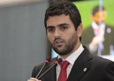 Ouvidor quer resgatar o Parlamento Jovem na Câmara