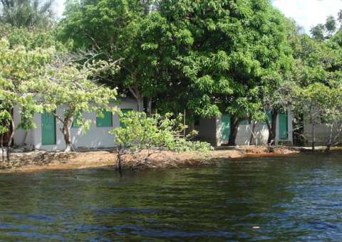 Hotel de selva sofre assalto no Iranduba e cozinheiro é assassinado